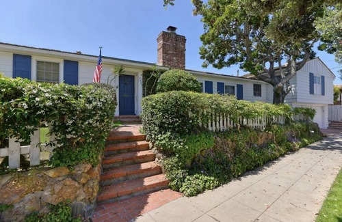 La Jolla Shores House | famous Kellogg home