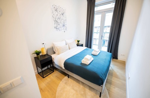 Centrum Apartment | Fancy 1 Bedroom Apartment 51m2 -SS177F-