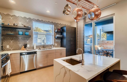 Old Town North House | Fancy Townhome near Old Town, Breweries and River!