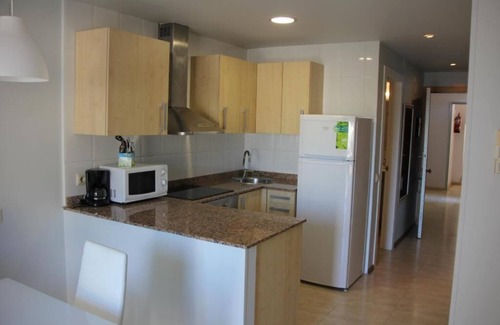 Castelldefels Apartment | FANTÁSTICO APTO. EN CASTELLDEFELES (Barcelona) CON PISCINA, 5 pers.