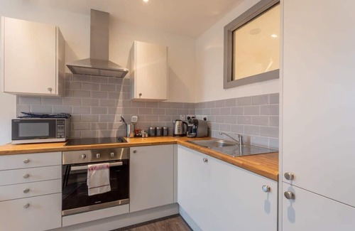 Leeds Apartment | Fantastic 1 Bedroom Apartment, Leeds
