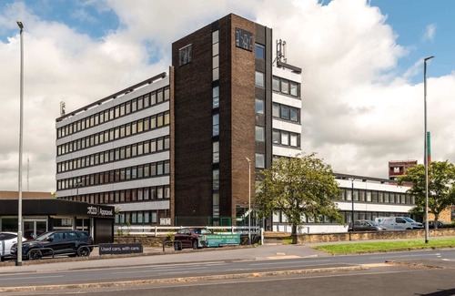 Yeadon Apartment | Fantastic 2 Bedroom Apartment in Yeadon