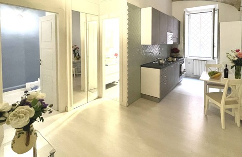 Esquilino House | Fantastic 3 Bedroom Apartment In Center Of Rome. Beautifully Remodeled 2021!