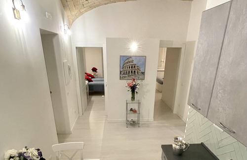 Esquilino House | Fantastic 3 Bedroom Apartment In Center Of Rome. Beautifully Remodeled 2021!