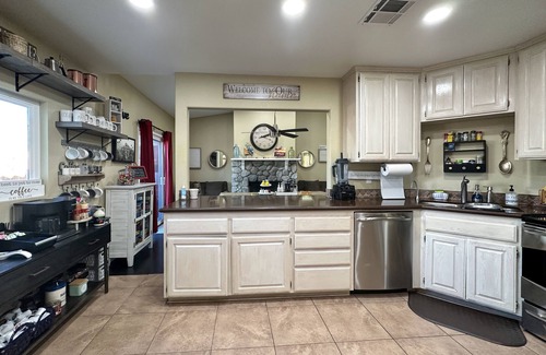 La Quinta Cove House | Fantastic 3 Bedroom House with a Pool!