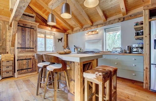 Saint-Jean-dʼAulps House | Fantastic 3-bedroom barn in Saint-Jean-d'Aulps