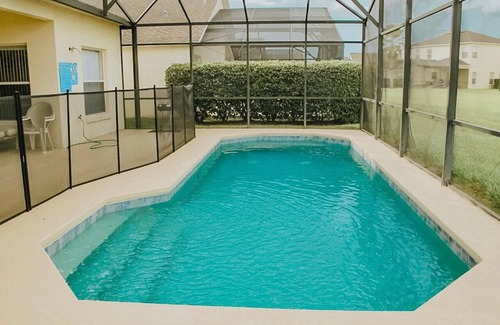 Cumbrian Lakes House | FANTASTIC 5BD CLOSE TO DISNEY, PARKS, RESTAURANTS, SUPERMERKETS, MALL! ORLANDO