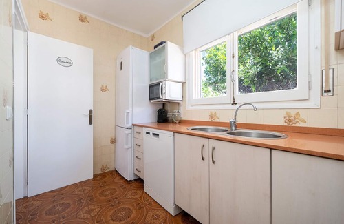 Les Tres Cales House | Fantastic and Spacious Villa just 800 m from the Beach!