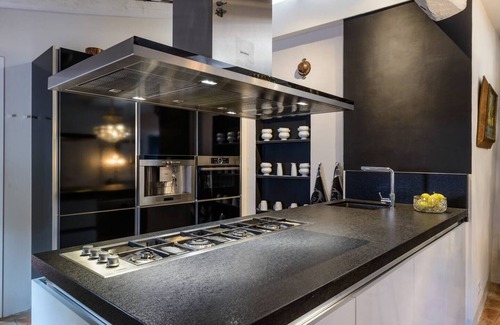 Figueres Apartment | Fantastic apartment JM 1: Attic with charm, character and harmony