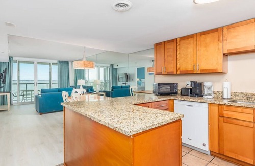 Midtown Ocean City Condo | Fantastic Bay Views! 2BR Condo NEWLY UPDATED!