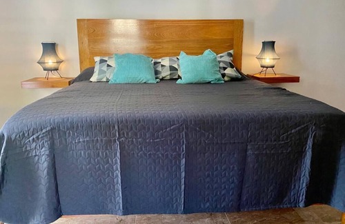 Bocacanasta House | Fantastic bungalow right on the Caribbean Sea