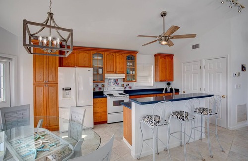 Hutchinson Island South Cottage | Fantastic Canal front cottage with ocean access