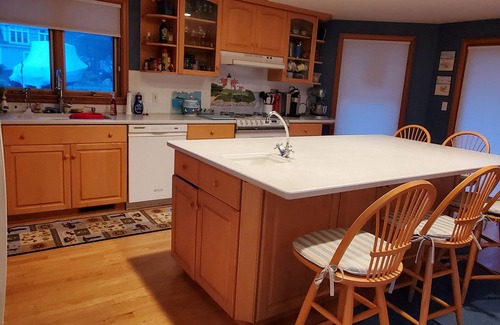 East Falmouth House | Fantastic five bedroom 3 1/2 bath house on the water in Falmouth