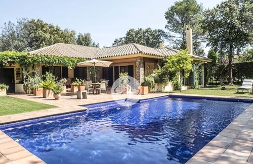 Navata House | Fantastic getaway for all the family