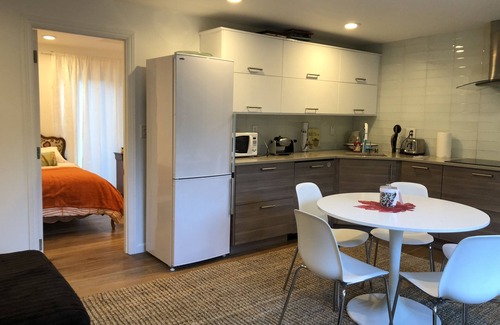 Woodside House | 🌻 Fantastic Guest House