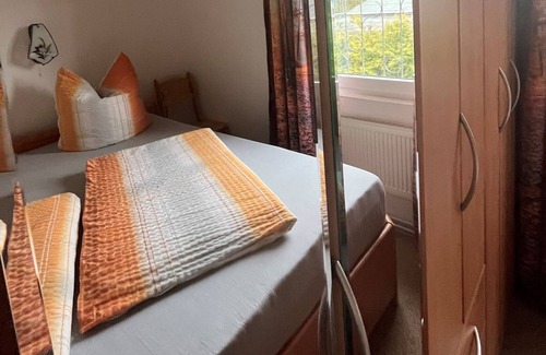 Guentersberge House | Fantastic holiday home near Harzgerode with jacuzzi