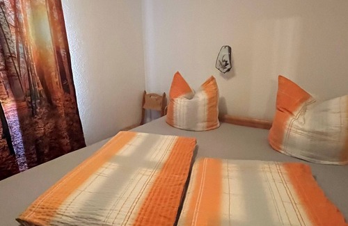 Guentersberge House | Fantastic holiday home near Harzgerode with jacuzzi