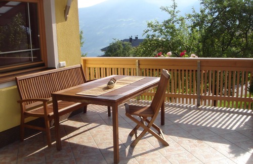 Fuegenberg House | Fantastic holiday home with a terrace and a wonderful panorama over the Zillertal.