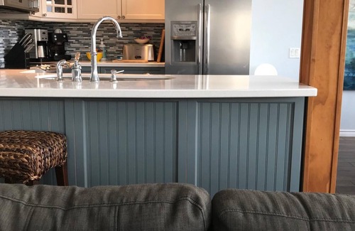 Central Okanagan Cottage | Fantastic, Lake View, Family Friendly, 3 Bdrm Cottage, Just Steps To The Water