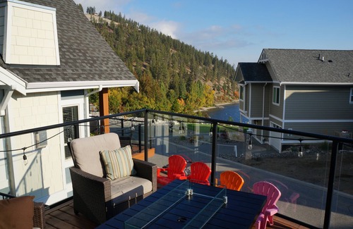 Central Okanagan Cottage | Fantastic, Lake View, Family Friendly, 3 Bdrm Cottage, Just Steps To The Water