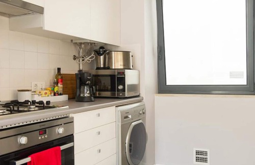 Sao Cristovao e Sao Lourenco Apartment | Fantastic-Location in center of Lisbon-Wi-fi, Lift.