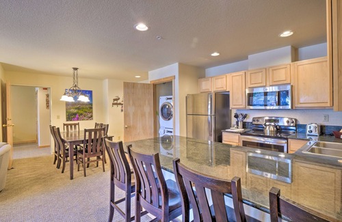 Four O'Clock Resort | Fantastic New Years Week Ski-In and Ski-Out Grand Timber Lodge Breckenridge, CO