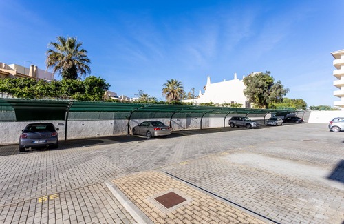 Correeira Apartment | Fantastic Penthouse by Algarve100villas, central, amazing views, pool, wifi.