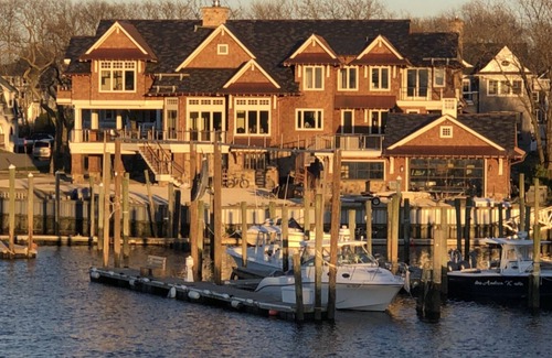 Belmar House | Fantastic Riverfront-bring your boat, jet ski and sunscreen!