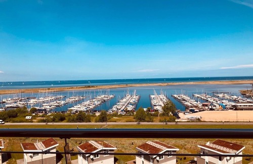 Wendtorfer Strand Apartment | Fantastic sea view over the whole marina