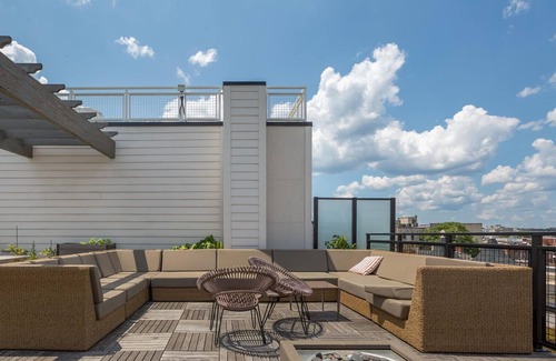 Shaw Apartment | Fantastic Shaw Studio w/Laundry, near Foodie Area, by Blueground