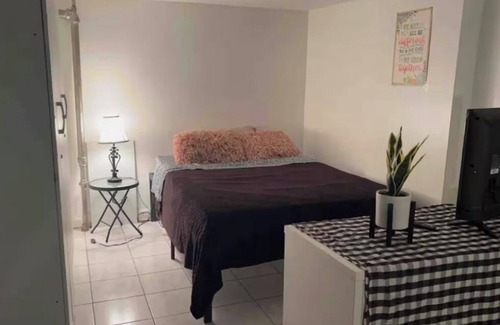 Queens Apartment | Fantastic study apartment in Woodhaven NY