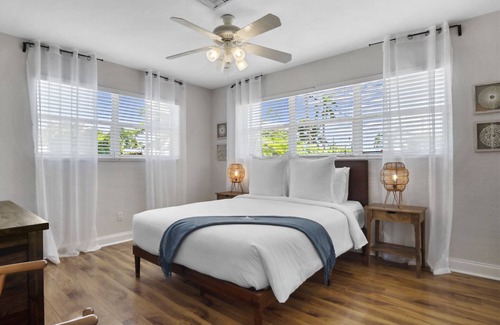 Garden Isles House | Fantastic Tropical Oasis 4 BD/3 BTH Home