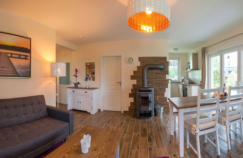 Muritz Condo | Fantastic vacation apartment with Müritz view and fireplace