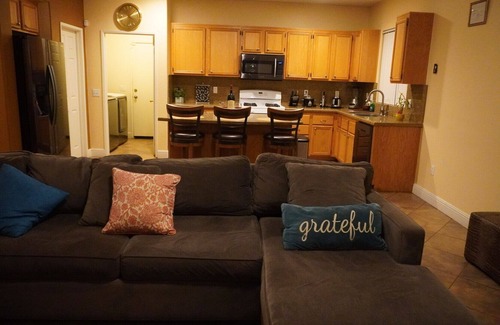 Coachella House | Fantastic Vacation Home with pool to beat this summers heat!!!