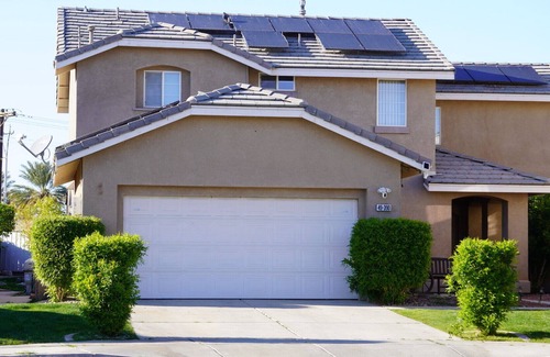 Coachella House | Fantastic Vacation Home with pool to beat this summers heat!!!