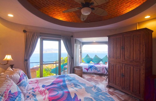 La Punta Villa | Fantastic views in exclusive gated community