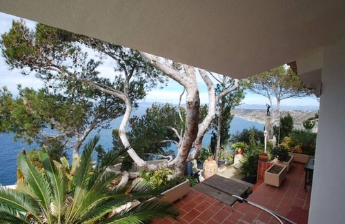 Badia Blava Ski Chalet | FANTASTIC VIEWS OVER PALMA BAY