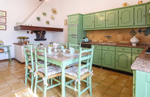 Calenzano House | Fantastic villa for a successful vacation near Florence.