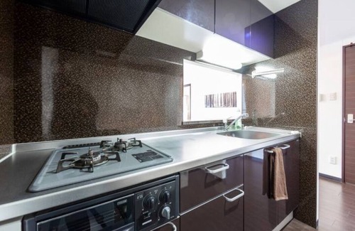 Higashi Apartment | Fantasy