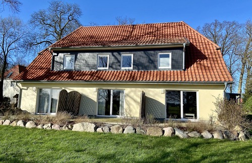 Bohlendorf House | Far-reaching views - Ideal for four - Spacious and with terrace (favorite apartment 1)