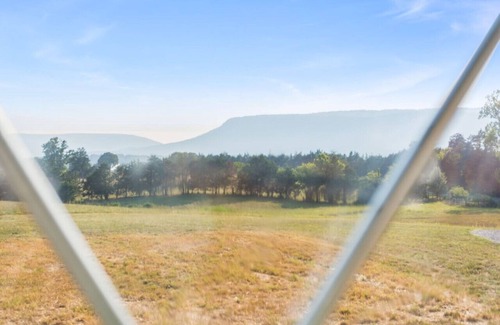 Luray House | Faraway Geodome with Views