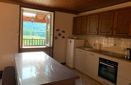 Mandailles-Saint-Julien House | Farm Cottage at Puy Mary