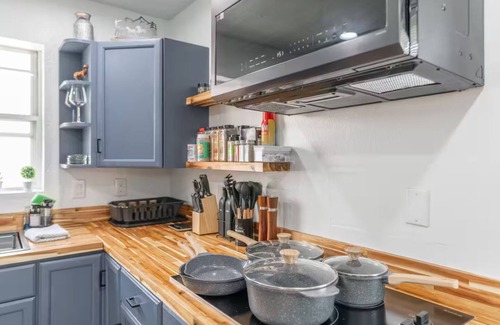 Central Oklahoma City House | Farm House - 1 min to Integris/State Fair/downtown