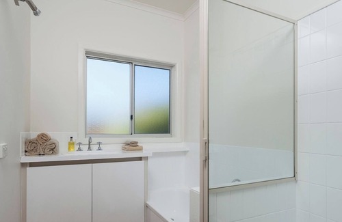 Johanna Other | Farm House - Johanna