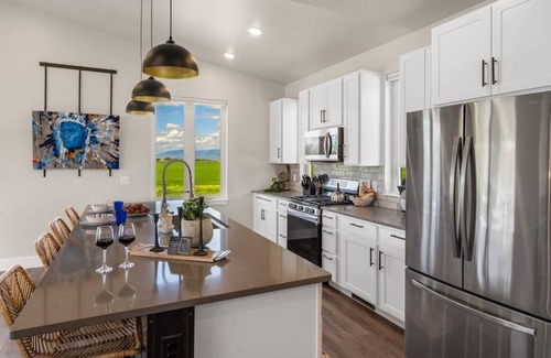 Four Corners Condo | Farm Land Flat In Beautiful Bozeman!