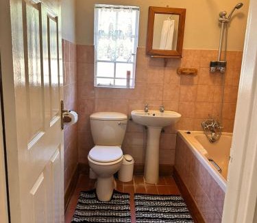 Bloemfontein Apartment | Farm stay at Fennel Cottage on Haldon Estate