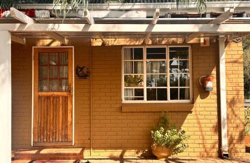 Bloemfontein Apartment | Farm stay at Thyme Cottage on Haldon Estate