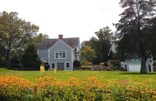 Lebanon House | Farm stay for rural living and animal lovers