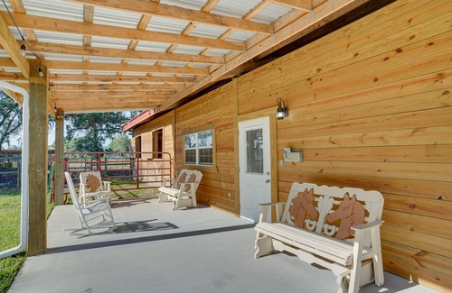 Lakeland Apartment | Farm Stay: Modern Barndominium in Lakeland!