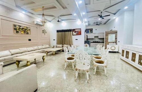 Gurugram House | Farm stay with pool gurgaon